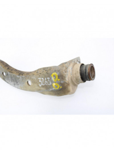 Recambio de soporte brazo suspension delantero derecho para renault kangoo dynamique referencia OEM IAM 8200361270