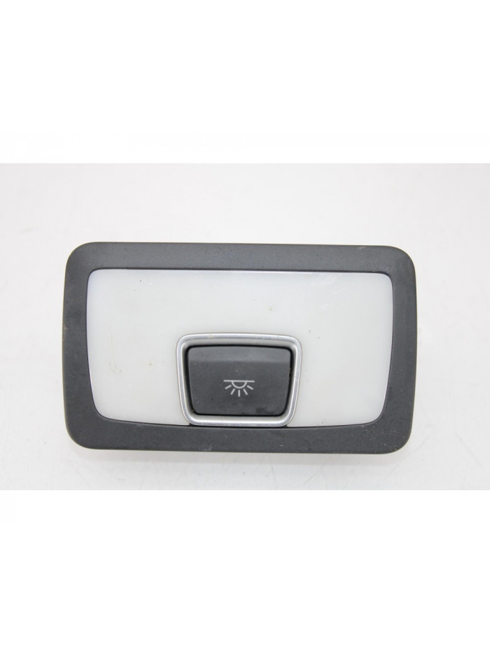Recambio de luz techo para audi q7 4l referencia OEM IAM 4L0947124A