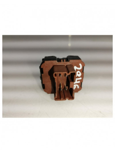 Recambio de mando elevalunas delantero izquierdo para renault clio iv life referencia OEM IAM 254113300R