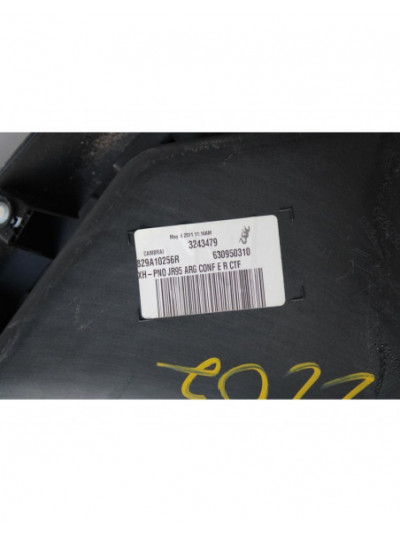 Recambio de guarnecido puerta trasera izquierda para renault scenic iii 1.5 dci diesel fap referencia OEM IAM 829A10256
