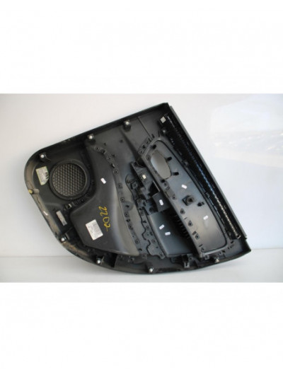 Recambio de guarnecido puerta trasera izquierda para renault scenic iii 1.5 dci diesel fap referencia OEM IAM 829A10256