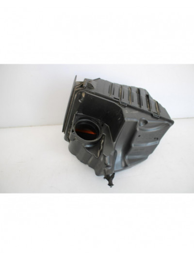 Recambio de carcasa filtro aire admisión para renault megane iii coupe expression referencia OEM IAM 8200947663