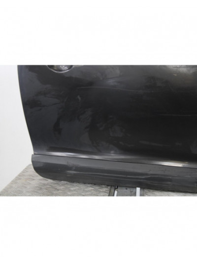 Recambio de puerta delantera derecha para renault megane iii coupe dynamique referencia OEM IAM NEGRO