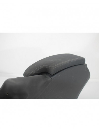 Recambio de apoyabrazos central para renault megane iii coupe dynamique referencia OEM IAM 969100026R