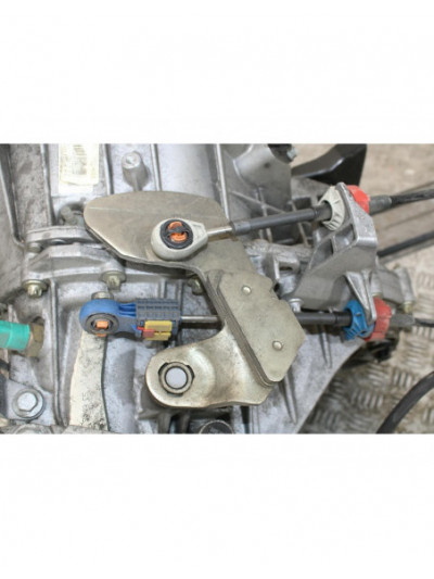 Caja cambios RENAULT MEGANE II BERLINA 3P 1.5 dCi Diesel 106CV 78KW 2002