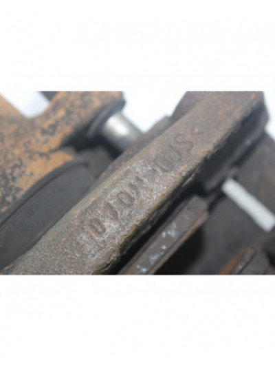 Recambio de pinza freno delantera izquierda para renault megane iii coupe dynamique referencia OEM IAM 3140D.I.
