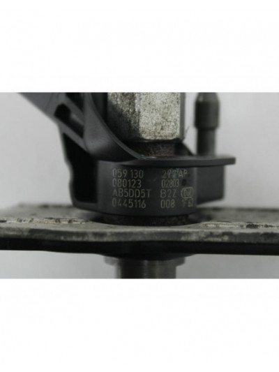 Recambio de inyector para audi a5 coupe (8t) 2.7 tdi referencia OEM IAM