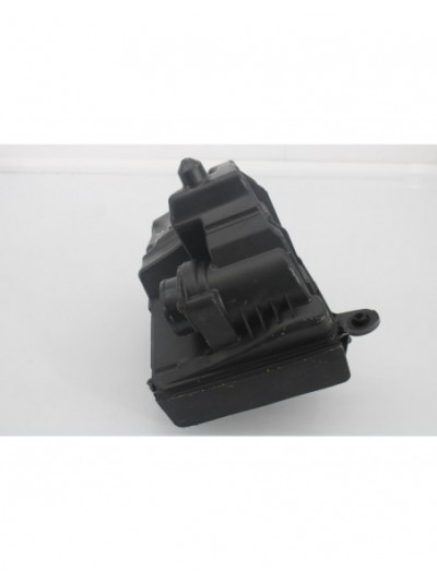 Recambio de carcasa filtro aire admisión para renault megane iii coupe dynamique referencia OEM IAM 8200947663