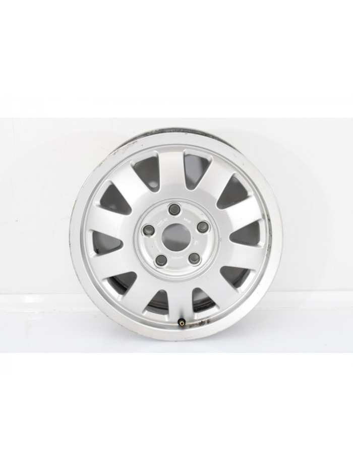 Recambio de llanta para audi a4 berlina (b5) 2.5 tdi referencia OEM IAM 8D0601025M37852