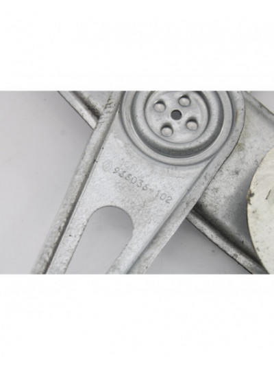 Recambio de elevalunas delantero derecho para renault megane iii coupe dynamique referencia OEM IAM 807200003R