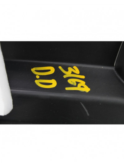 Recambio de guarnecido puerta delantera derecha para renault scenic iv bose-edition referencia OEM IAM 809001721R