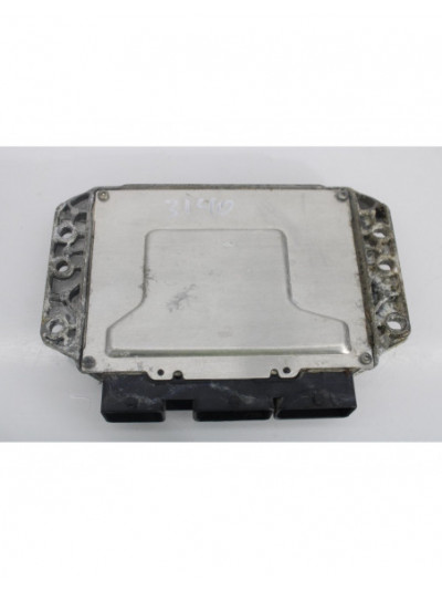 Centralita motor uce RENAULT MEGANE III COUPE Dynamique 2010