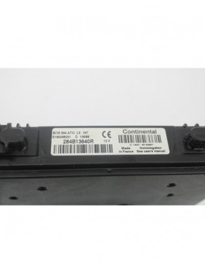 Recambio de caja reles / fusibles para renault megane iii coupe dynamique referencia OEM IAM 284B13640R