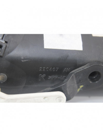 Rejilla aireadora RENAULT CLIO III 1.5 dCi Diesel 2010