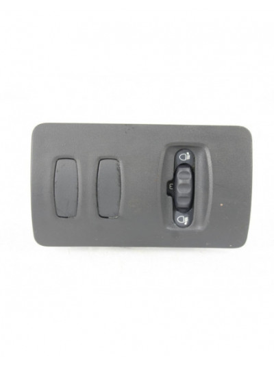 Recambio de mando regulacion altura faros para renault clio iii 1.5 dci diesel fap referencia OEM IAM 8200379685