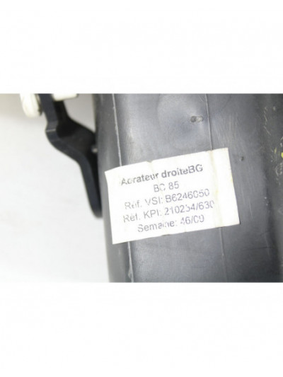 Rejilla aireadora RENAULT CLIO III * 2005