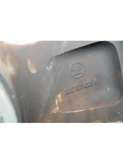 Recambio de llanta para skoda superb i (3u4) 1.9 tdi referencia OEM IAM 3U0601025G  /3