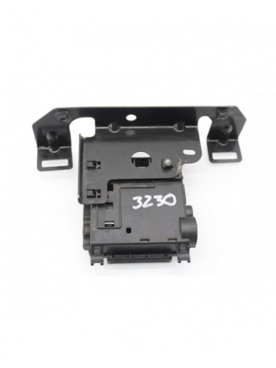 Caja reles / fusibles AUDI Q5 3.0 TDI 2009