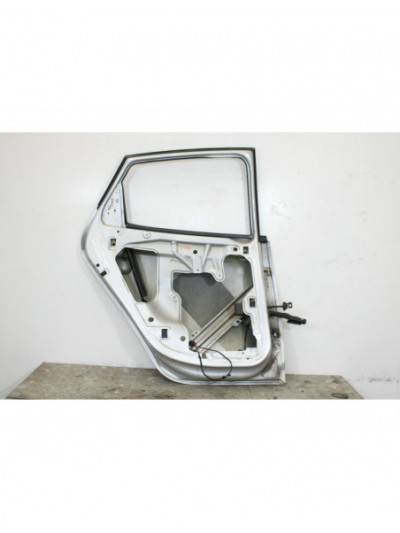 Puerta trasera izquierda SEAT IBIZA IV 1.2 2014