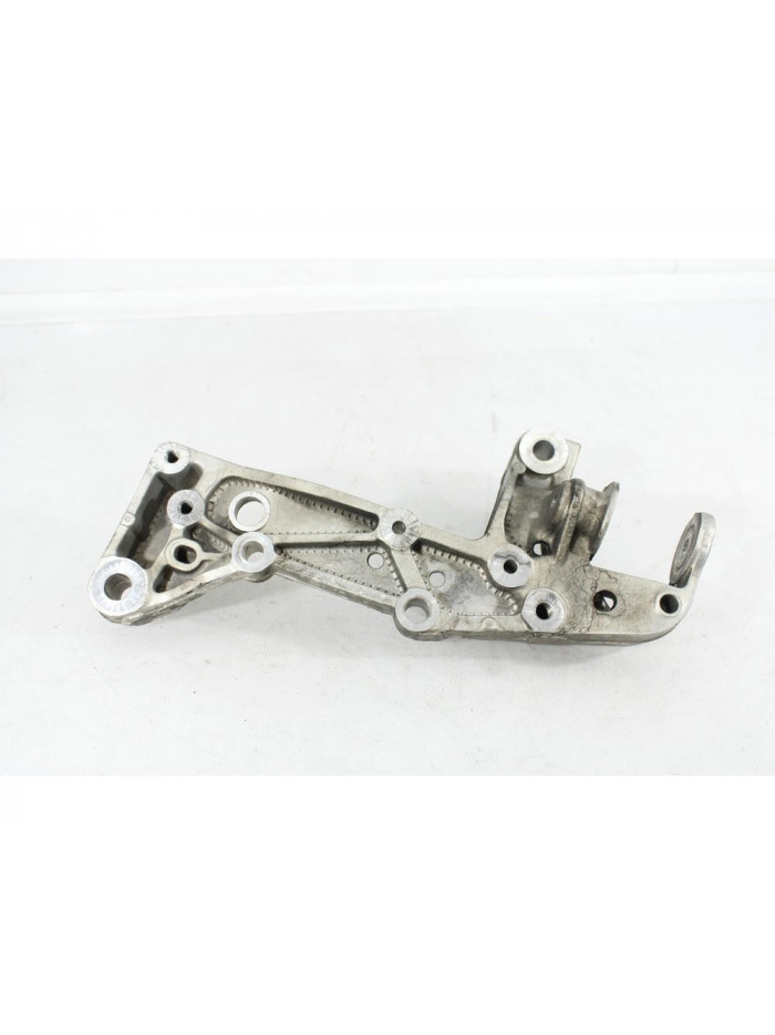 Recambio de brazo suspension inferior delantero derecho para audi a3 (8p1) 1.9 tdi referencia OEM IAM 1K0199296E