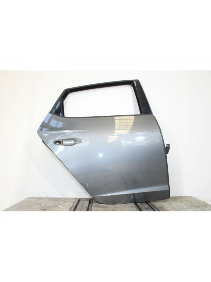 Puerta trasera derecha SEAT LEON 1.6 TDI 2018
