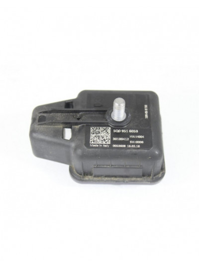 Recambio de altavoz alarma para seat leon (5f1) 1.6 tdi referencia OEM IAM 5Q0951605B