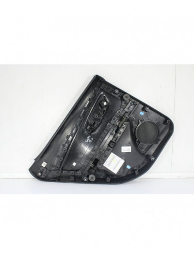 Guarnecido puerta trasera derecha SEAT LEON 1.6 TDI 2018