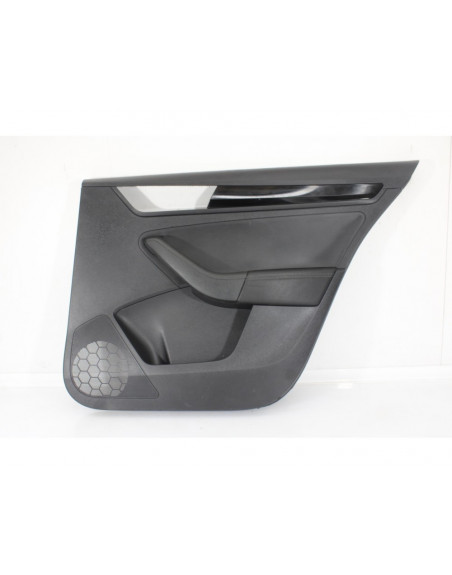 Recambio de guarnecido puerta trasera derecha para seat toledo (kg3) xcellence referencia OEM IAM 5JH867024AA