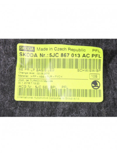 Recambio de guarnecido puerta delantera izquierda para seat toledo (kg3) xcellence referencia OEM IAM 5JC867013AC