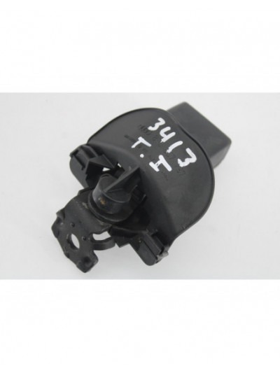 Recambio de anclaje cinturon trasero izquierdo para audi a5 coupe (8t) 2.7 tdi referencia OEM IAM 8T0857739B