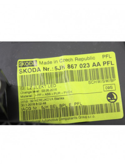 Recambio de guarnecido puerta trasera izquierda para seat toledo (kg3) xcellence referencia OEM IAM 5JH867023AA