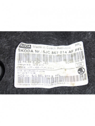 Recambio de guarnecido puerta delantera derecha para seat toledo (kg3) xcellence referencia OEM IAM 5JC867014AF