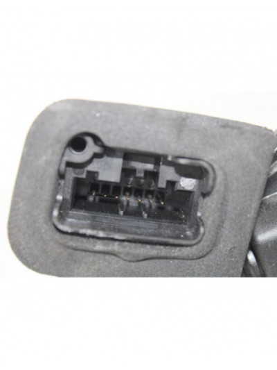 Recambio de cerradura puerta trasera izquierda para seat ibiza st (6p8) 1.0 tsi referencia OEM IAM 5TA839015E