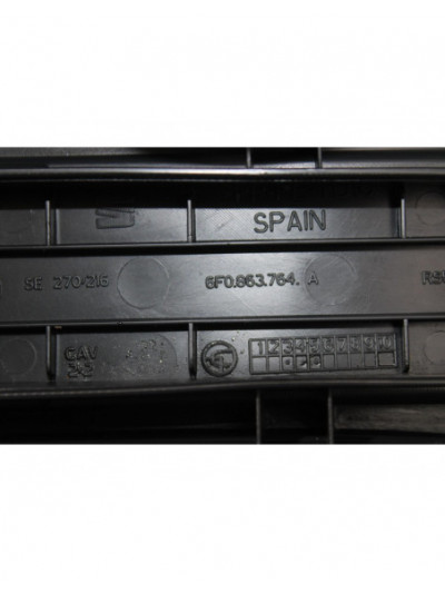 Recambio de consola central para seat ibiza st (6p8) 1.0 tsi referencia OEM IAM 6F0864298A