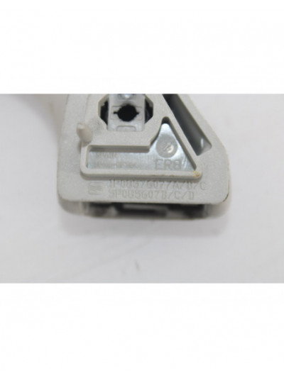 Recambio de asidero trasero izquierdo para seat leon (1p1) comfort limited referencia OEM IAM 1P0857607