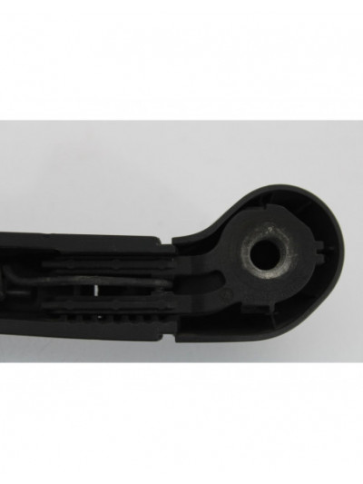 Brazo limpia trasero SEAT TOLEDO Style 2014