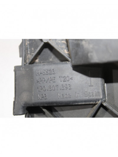 Recambio de sujecion izquierda paragolpes para seat leon (1p1) stylance / style referencia OEM IAM 1P0807393