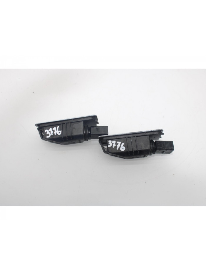 Luz matricula SEAT TOLEDO Style 2014