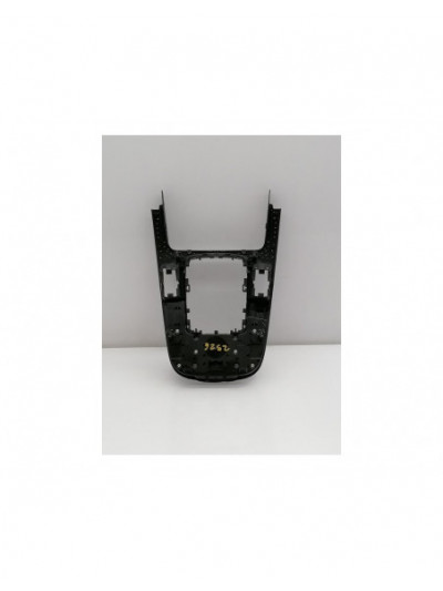 Consola central AUDI Q5 2.0 TDI 2008