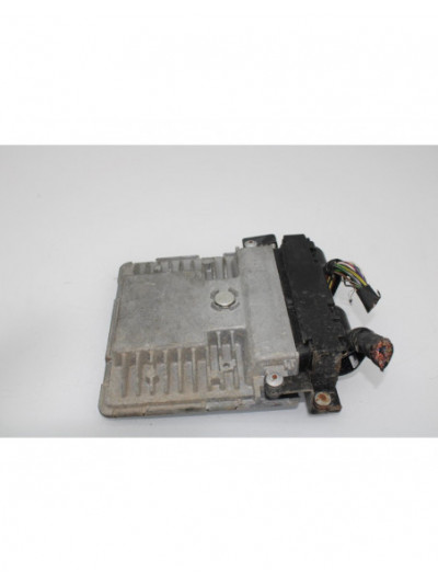 Recambio de centralita motor uce para seat ibiza sc (6p5) fr referencia OEM IAM 03F906070GR