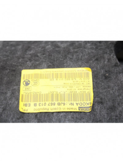 Recambio de guarnecido puerta delantera izquierda para seat toledo (kg3) style referencia OEM IAM 6JB867013B