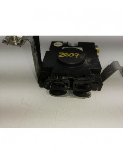 AMPLIFICADOR ANTENA AUDI A3 2.0 TDI AMBIENTE 2003 REF. AUDI A3 2.0 TDI AMBIENTE 2003 REF. AUDI A3 2.0 TDI Ambiente 2003