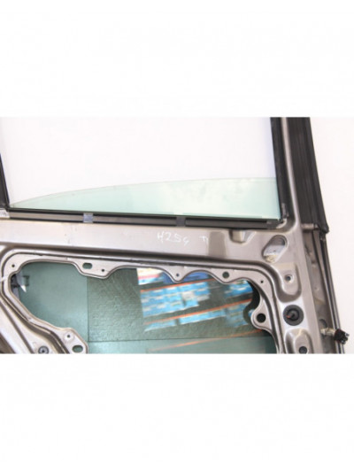 Recambio de puerta trasera izquierda para seat leon (1m1) sport referencia OEM IAM 4254TI.