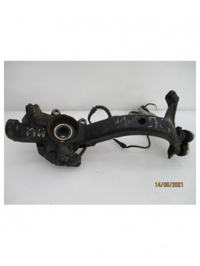 Recambio de mangueta delantera izquierda para audi a6 berlina (4b2) 2.5 v6 24v tdi referencia OEM IAM 8D0407257