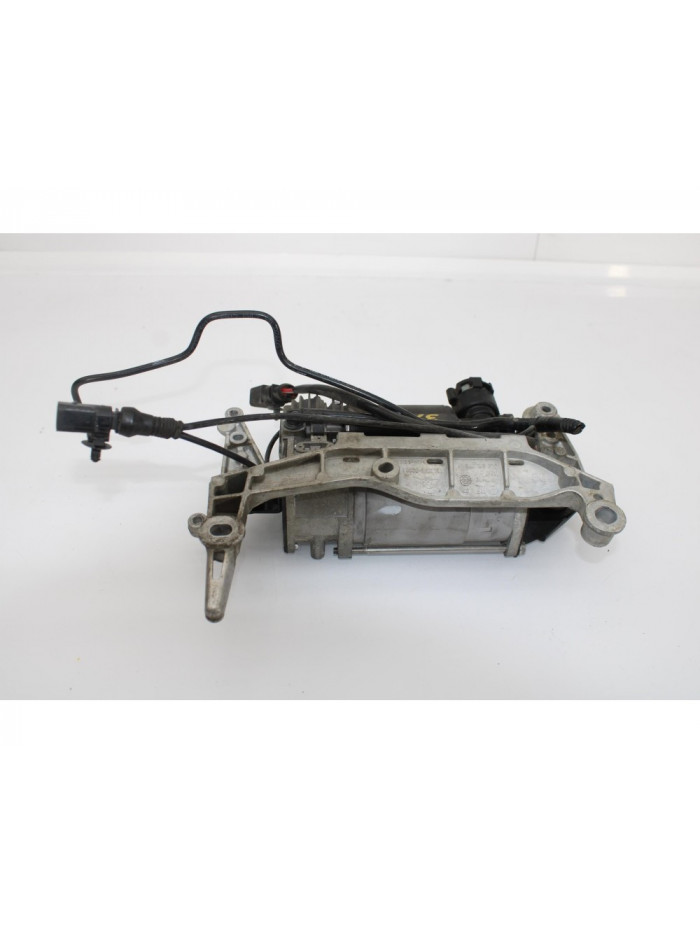 Bomba suspensión AUDI Q7 4L 2007