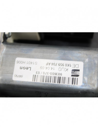 Elevalunas trasero derecho SEAT LEON Reference Ecomotive 2009