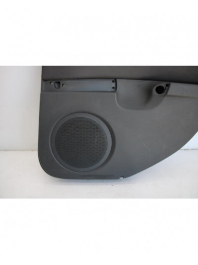 Guarnecido puerta trasera derecha SEAT LEON Reference 2009