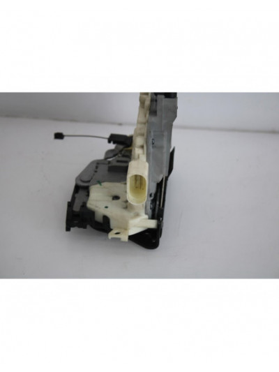 Cerradura puerta delantera derecha SEAT LEON Reference 2009