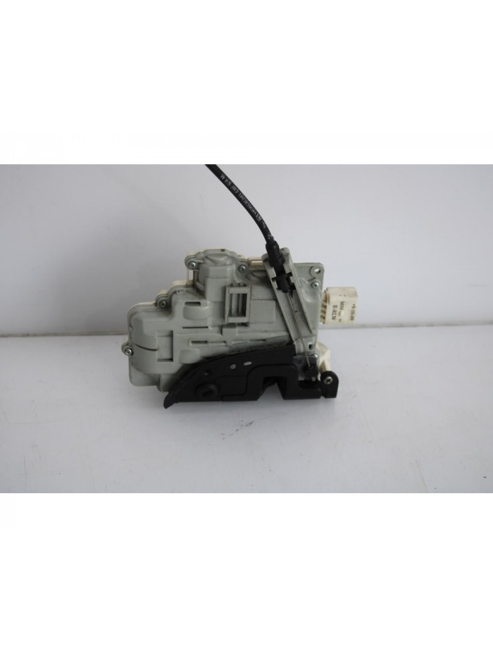 Cerradura puerta trasera izquierda SEAT LEON Reference 2009