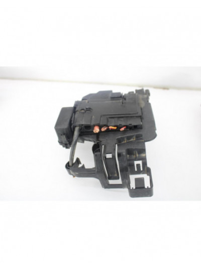 Borne positivo bateria SEAT IBIZA SC Copa 2011